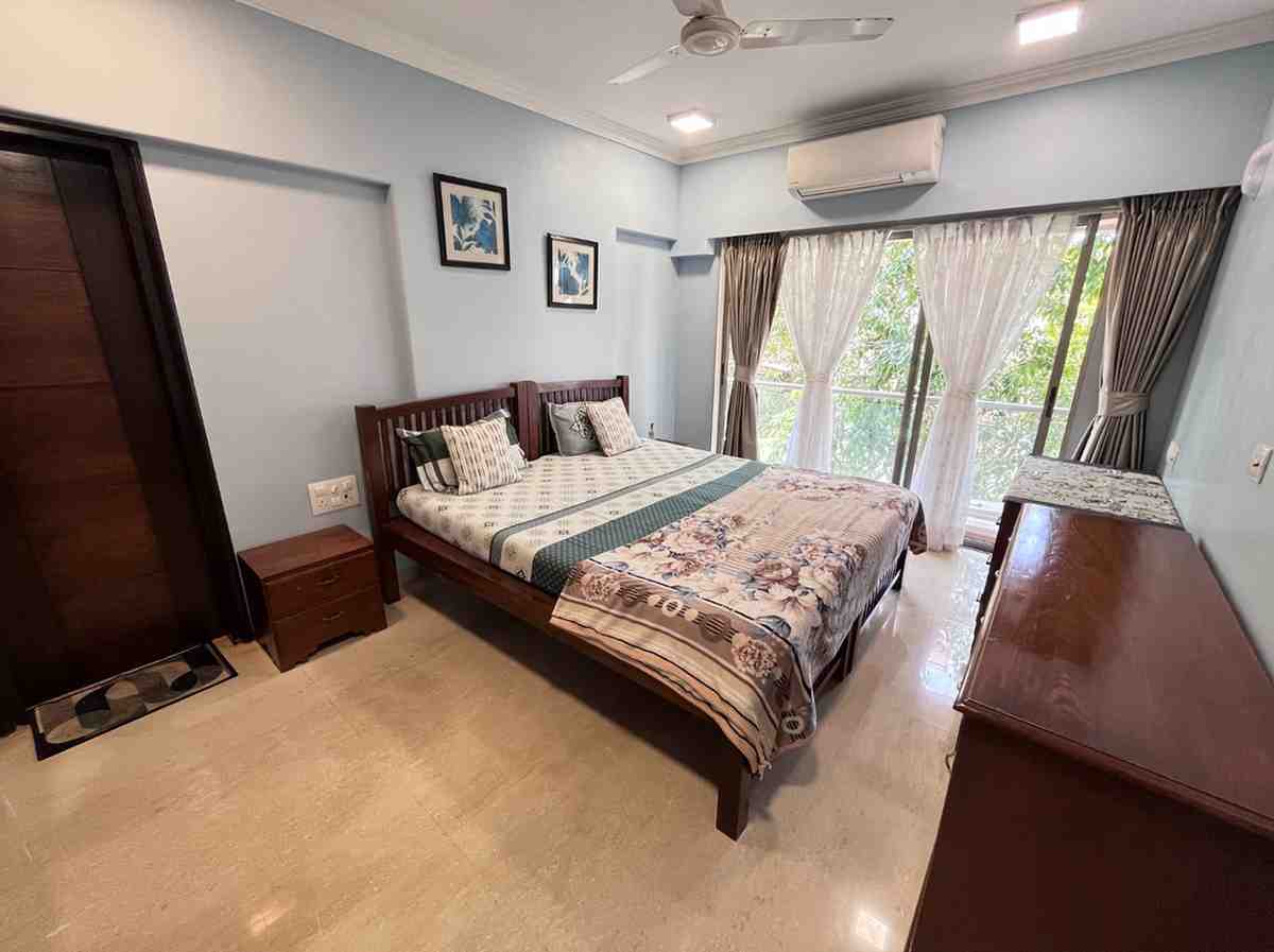 orbit residence bedroom
